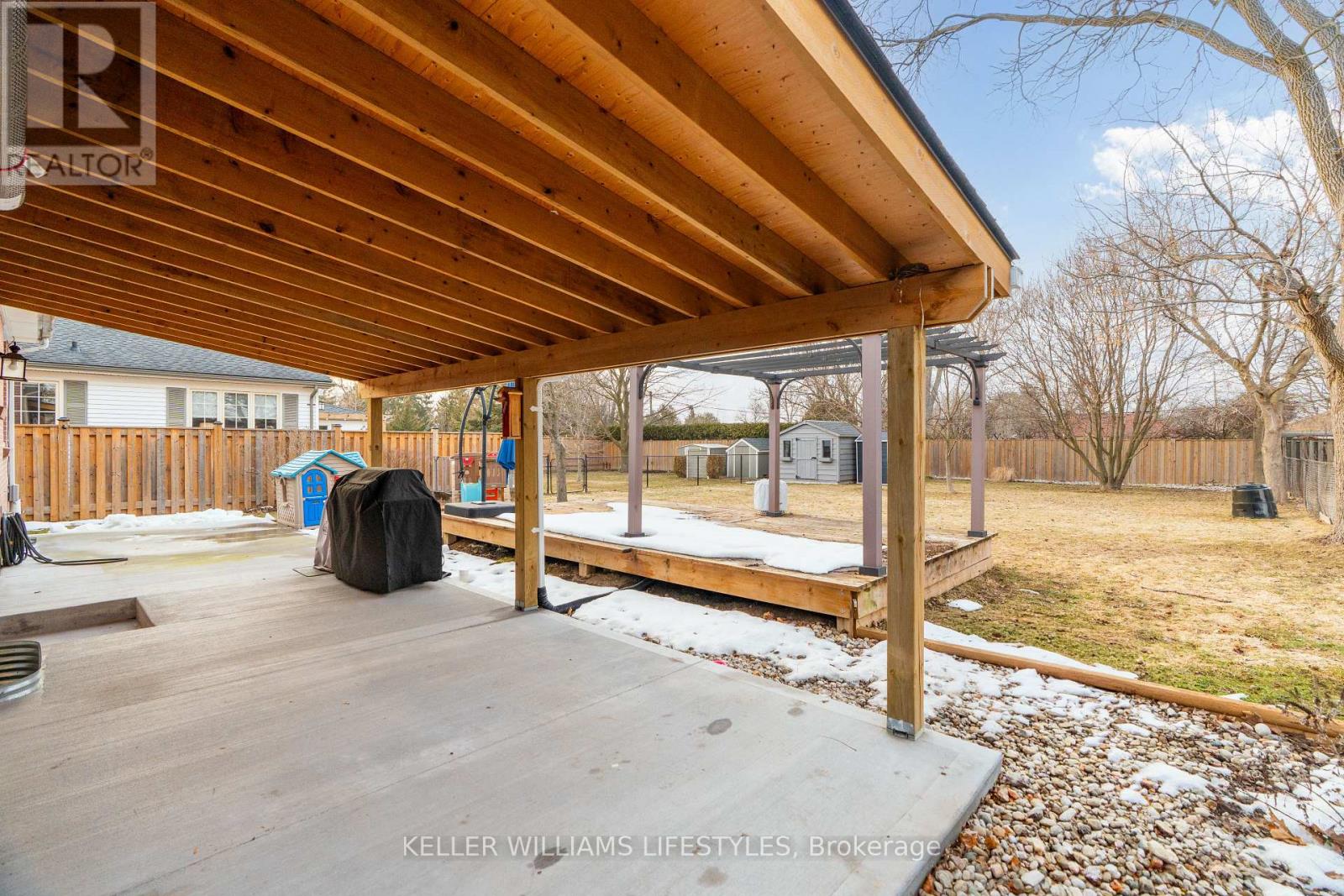 748 Rowntree Avenue, London South, Ontario  N6C 2M1 - Photo 44 - X12853148