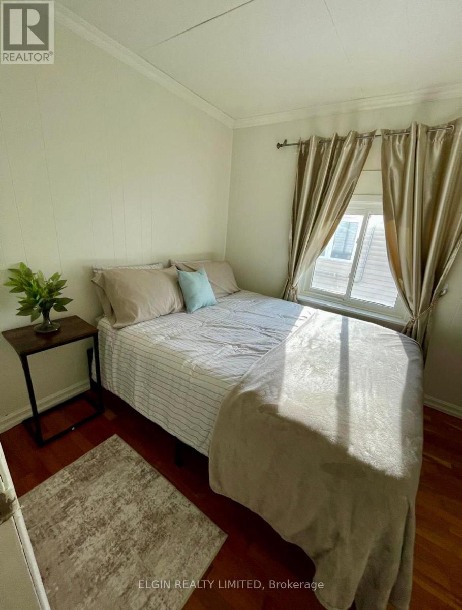 189 Emerson Avenue, London South, Ontario  N5Z 3L5 - Photo 21 - X12853202