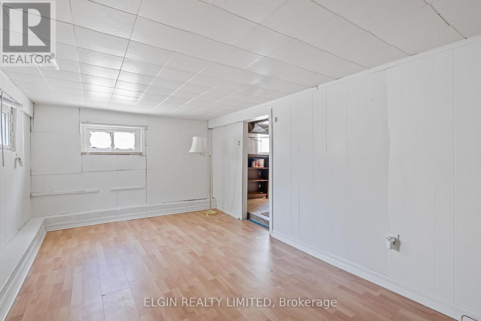 189 Emerson Avenue, London South, Ontario  N5Z 3L5 - Photo 29 - X12853202