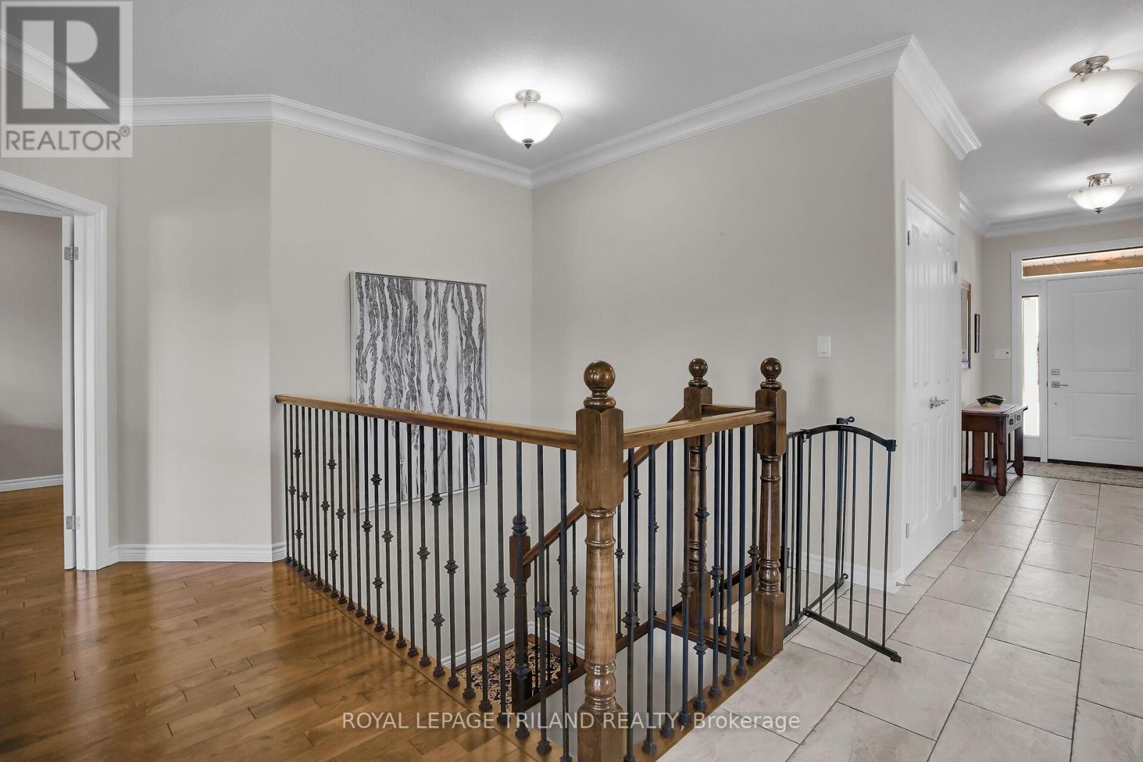 817 Thistleridge Crescent, London South, Ontario  N6K 0B5 - Photo 16 - X12853220