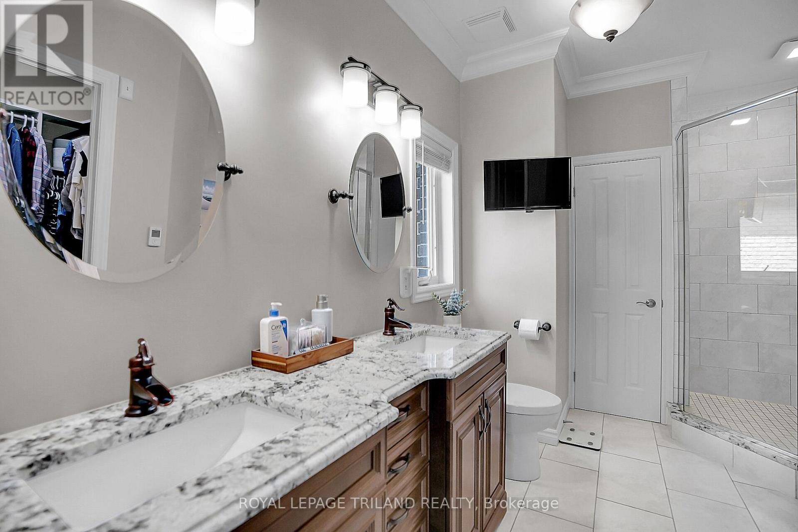 817 Thistleridge Crescent, London South, Ontario  N6K 0B5 - Photo 20 - X12853220