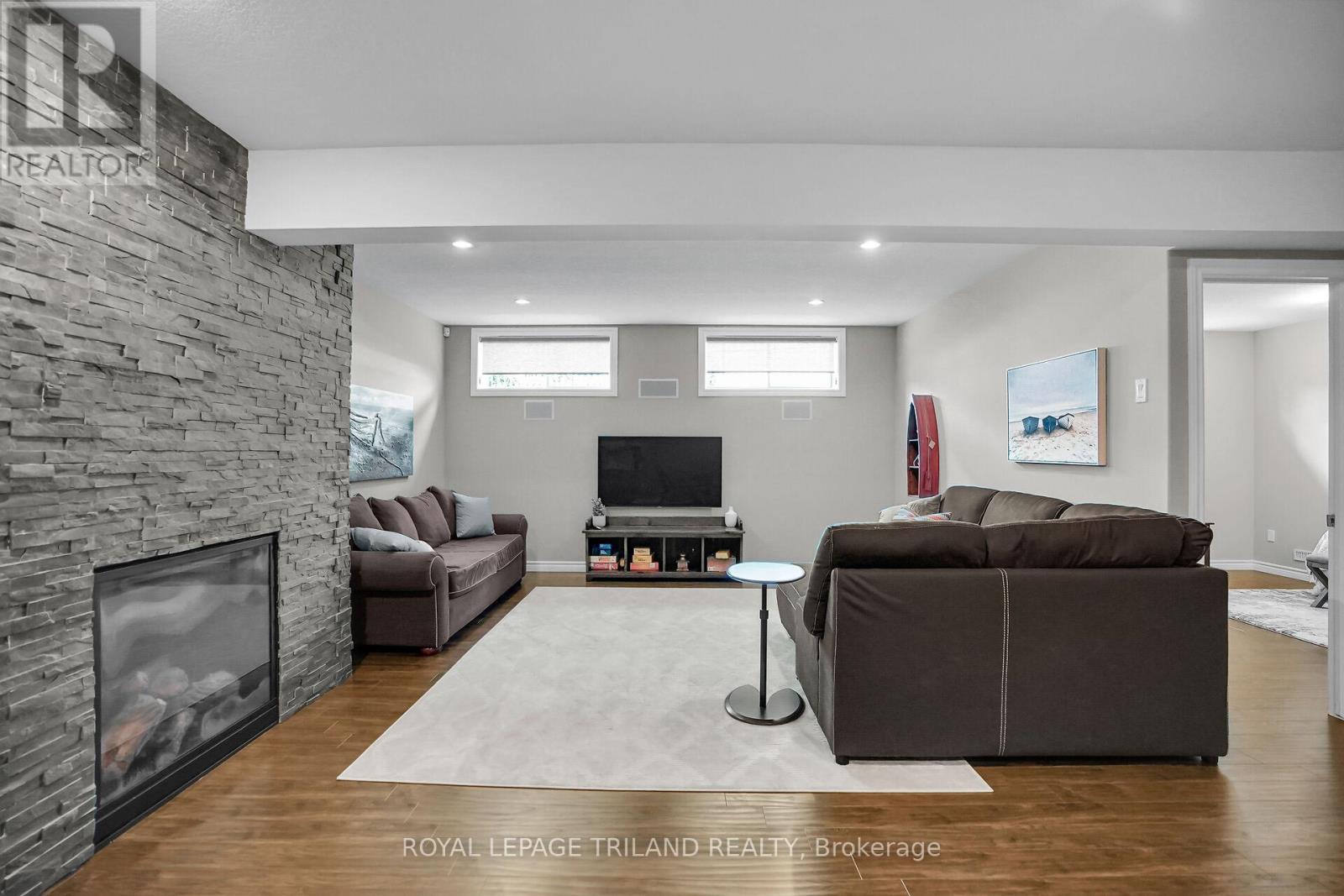 817 Thistleridge Crescent, London South, Ontario  N6K 0B5 - Photo 24 - X12853220