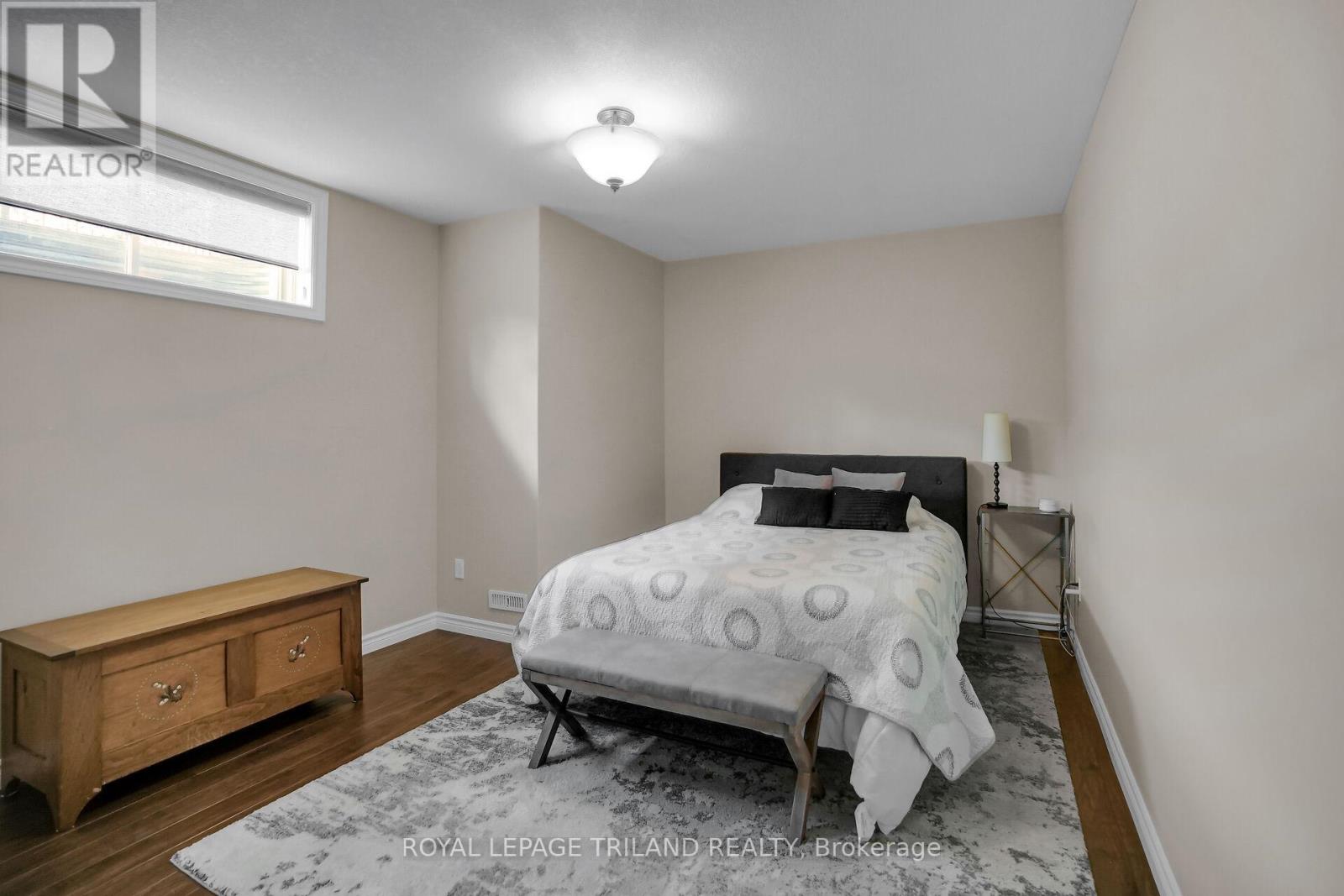 817 Thistleridge Crescent, London South, Ontario  N6K 0B5 - Photo 33 - X12853220