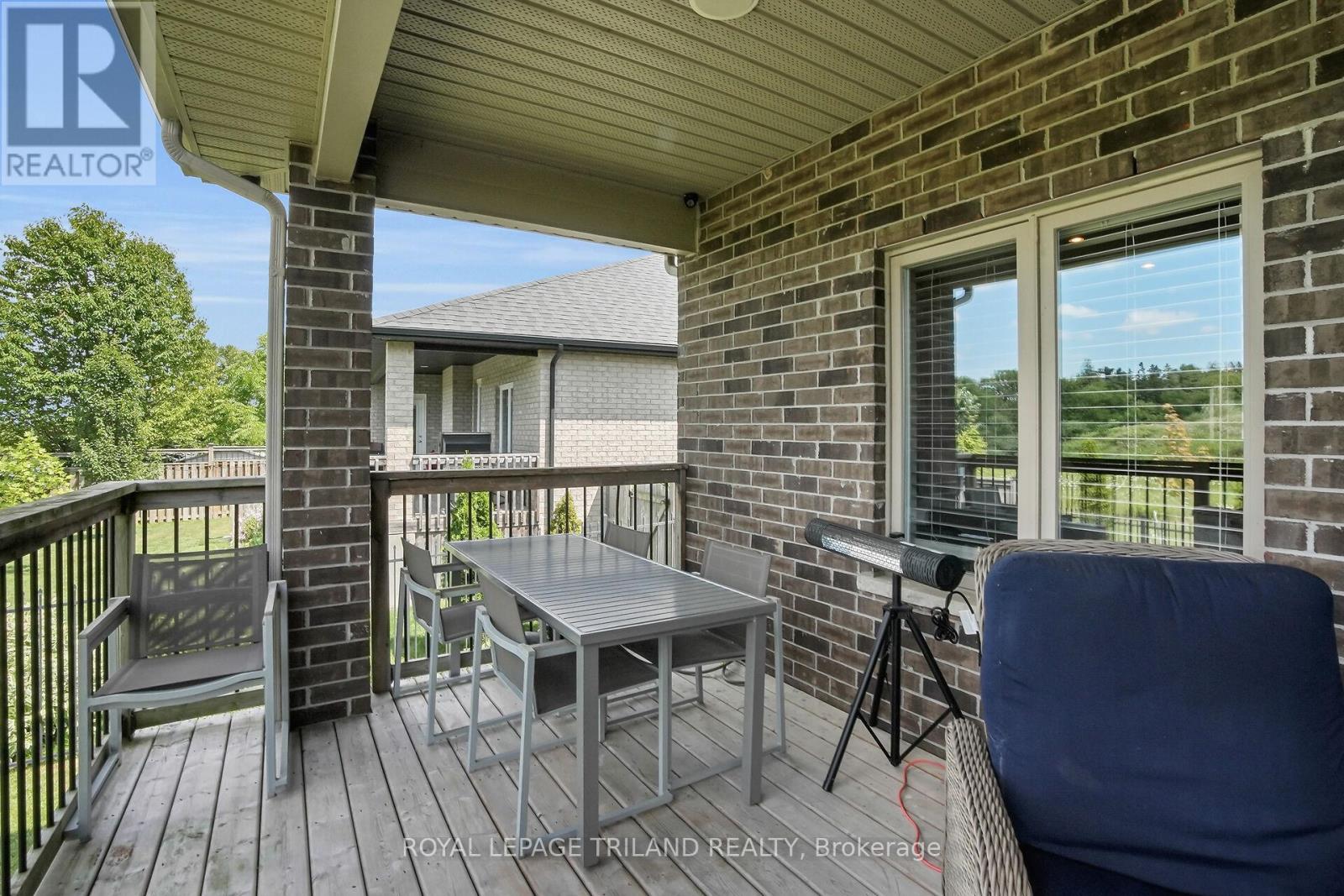 817 Thistleridge Crescent, London South, Ontario  N6K 0B5 - Photo 40 - X12853220