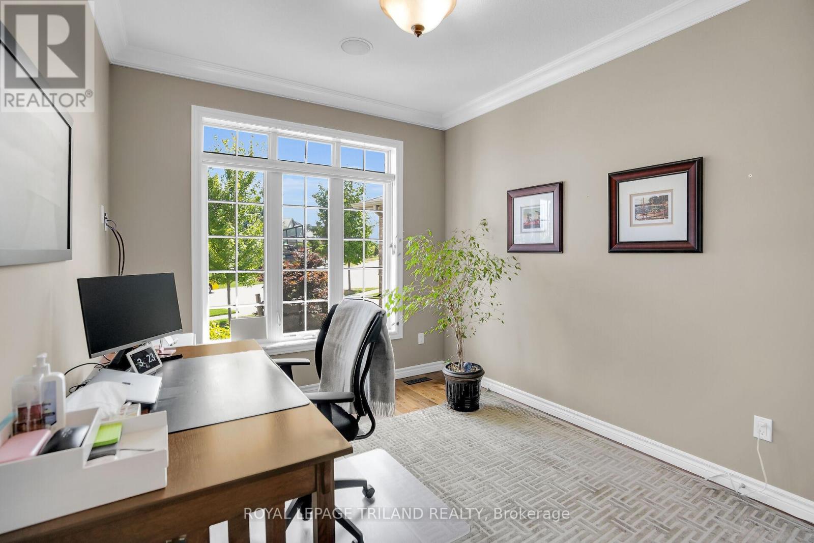 817 Thistleridge Crescent, London South, Ontario  N6K 0B5 - Photo 7 - X12853220