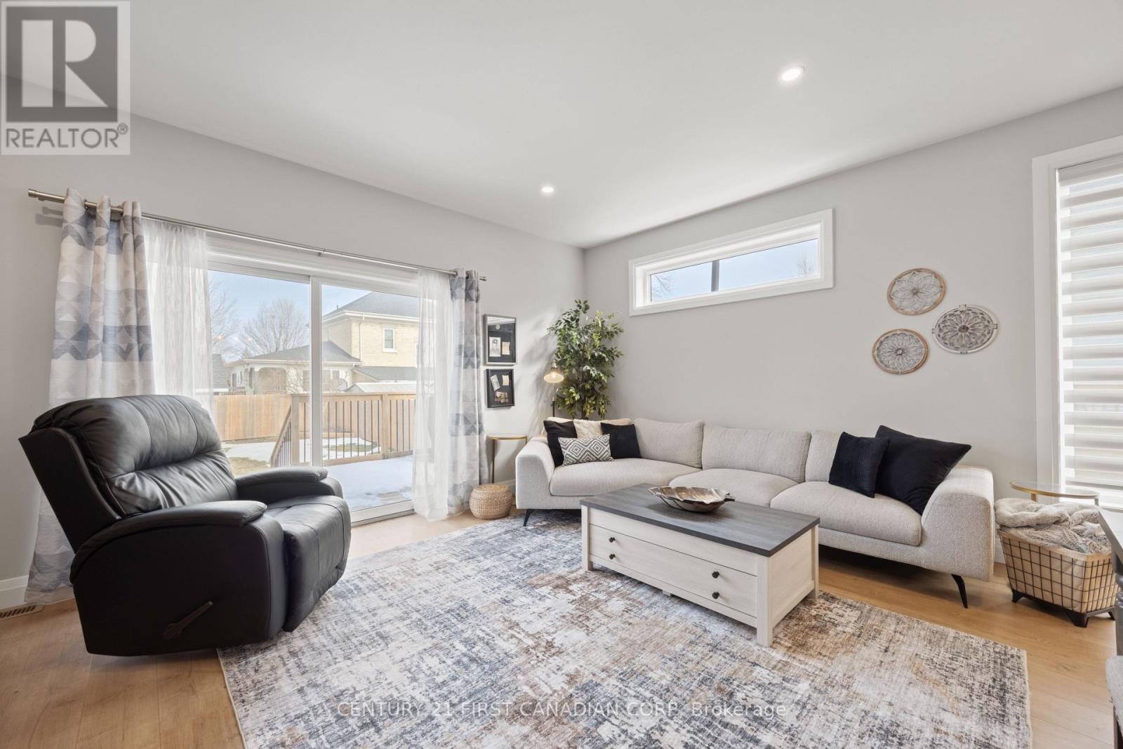 176 King Street, Bluewater, Ontario  N0M 1X0 - Photo 16 - X12853238