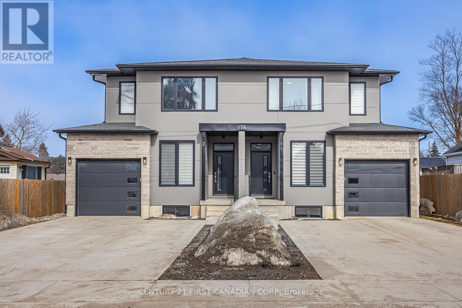 176 King Street, Bluewater, Ontario  N0M 1X0 - Photo 2 - X12853238