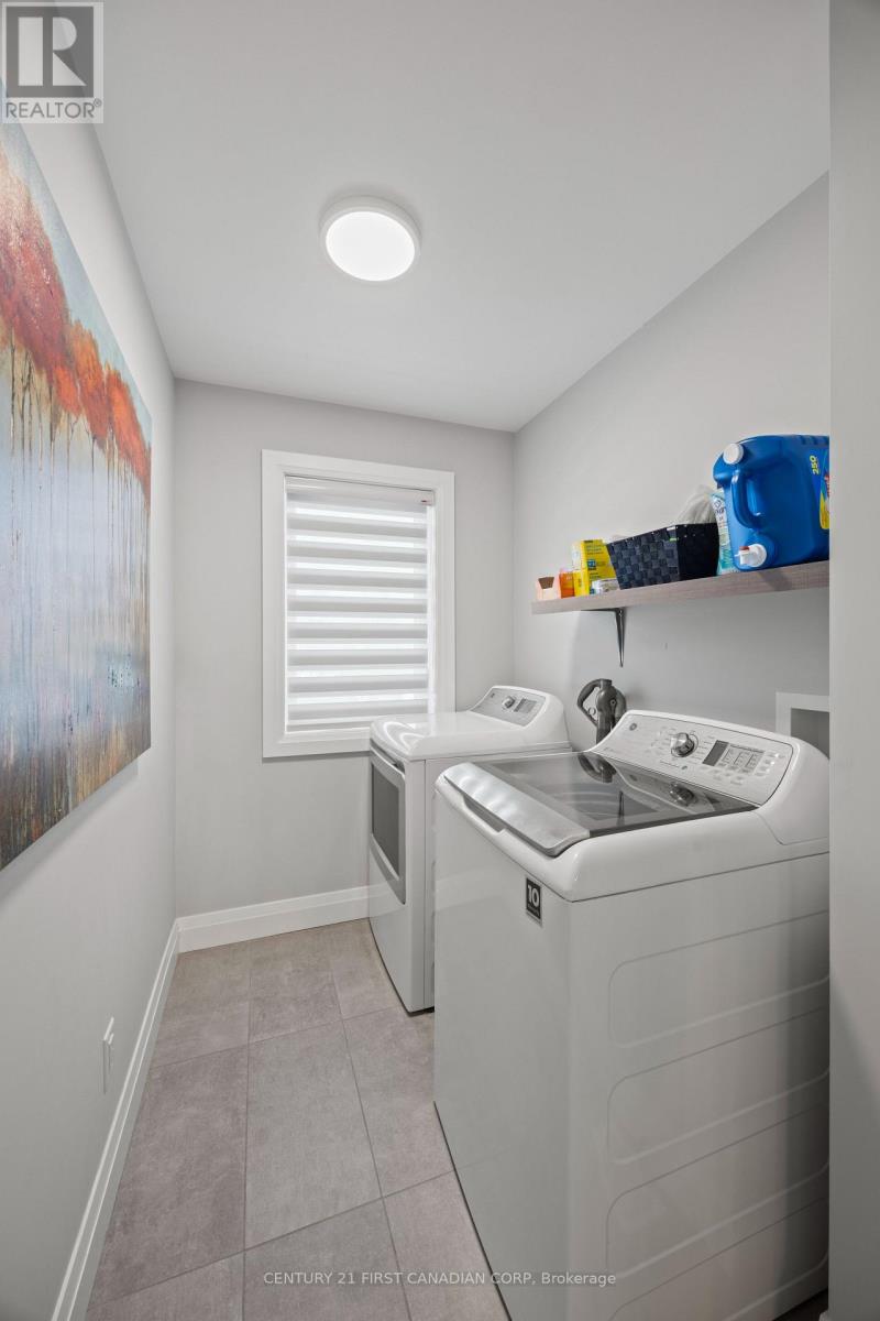 176 King Street, Bluewater, Ontario  N0M 1X0 - Photo 34 - X12853238