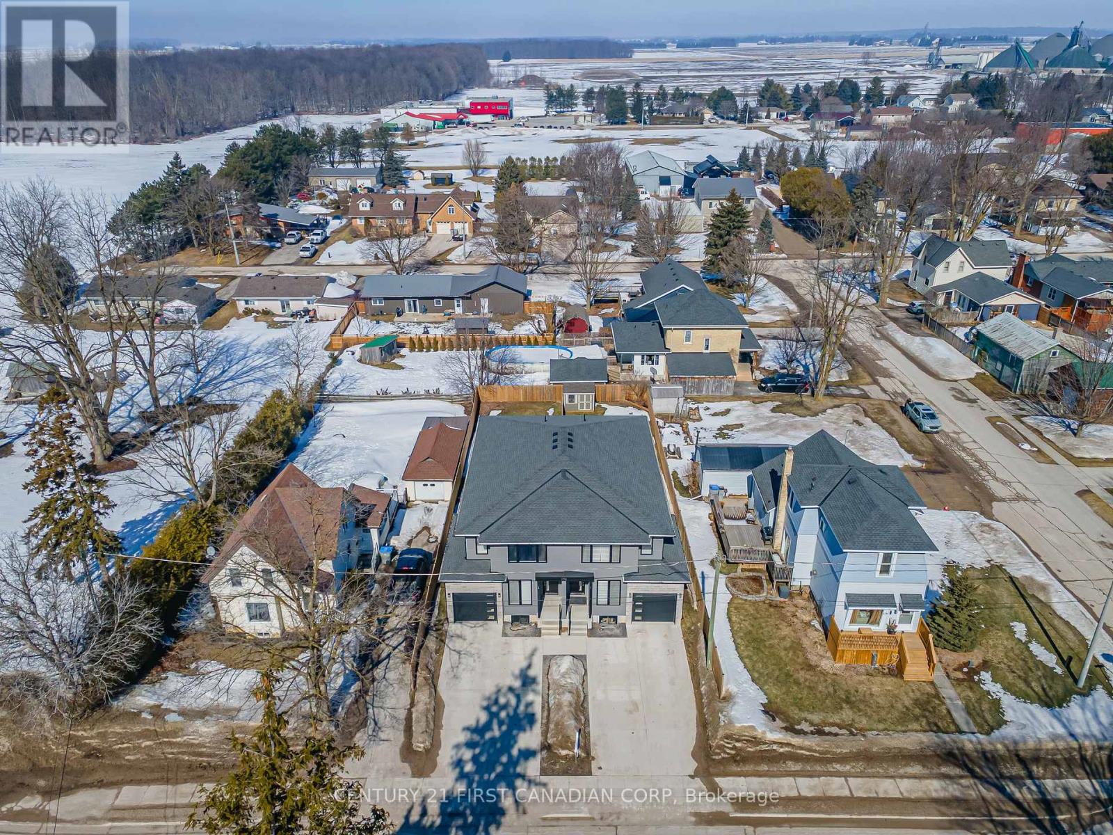 176 King Street, Bluewater, Ontario  N0M 1X0 - Photo 46 - X12853238