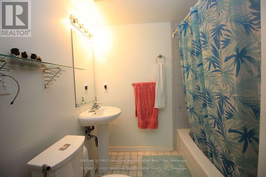 893 Lawson Road, London North, Ontario  N6G 4X4 - Photo 26 - X12853268