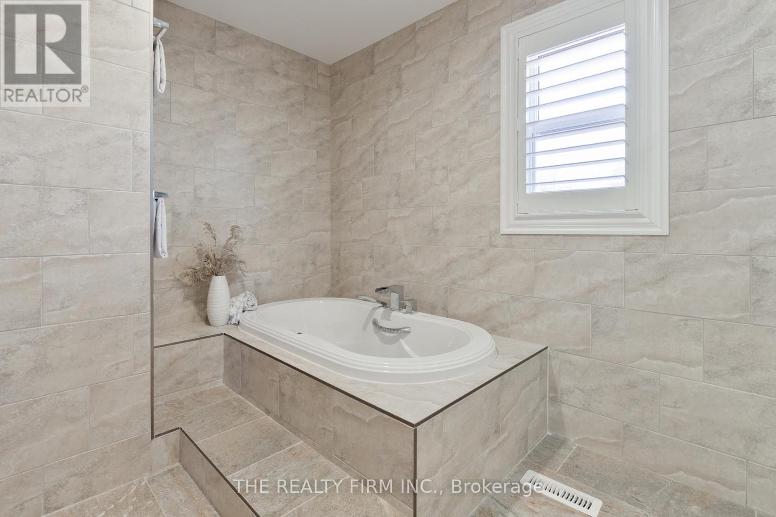 102 Masonville Court, London North, Ontario  N5X 3M5 - Photo 29 - X12853278