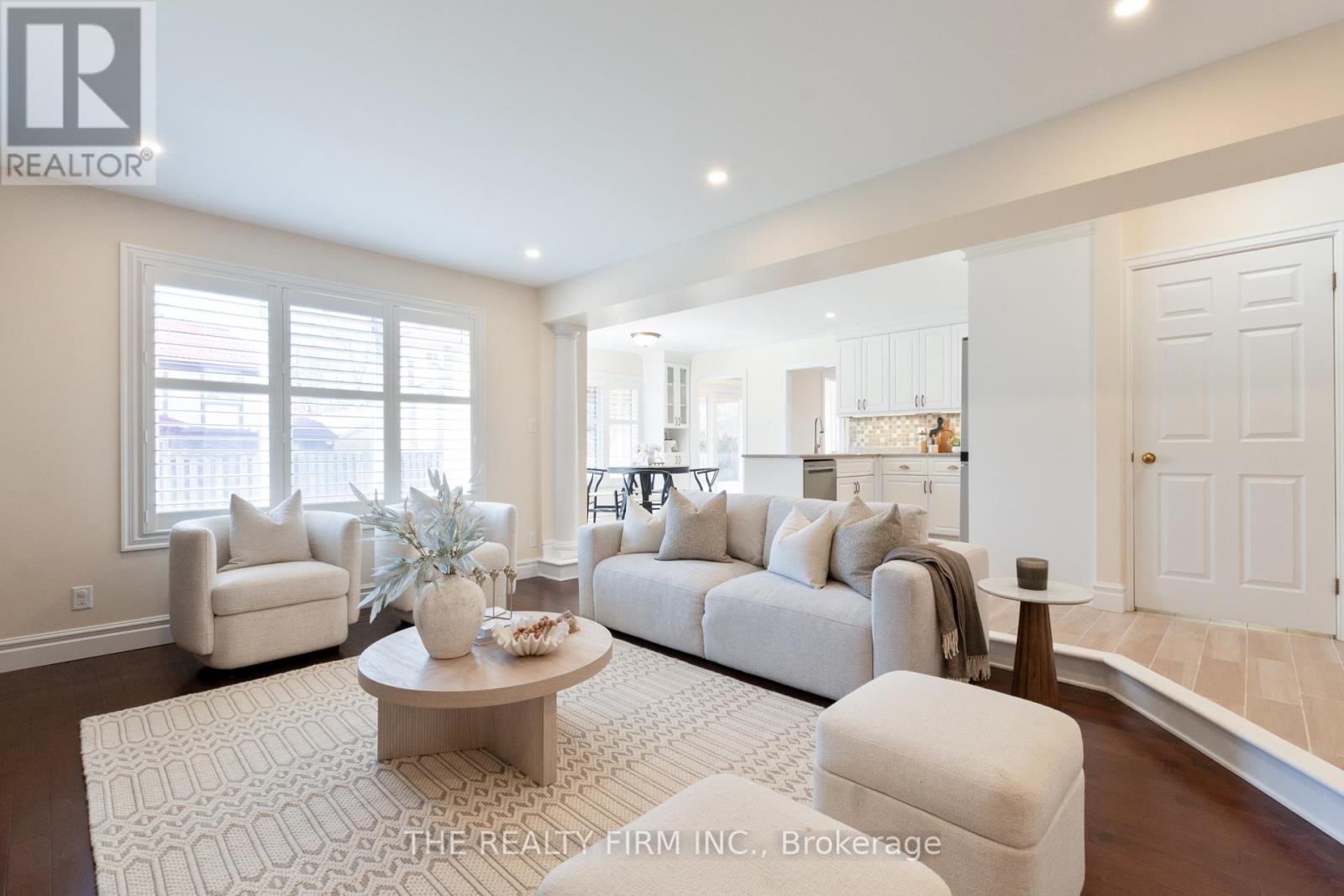 102 Masonville Court, London North, Ontario  N5X 3M5 - Photo 9 - X12853278