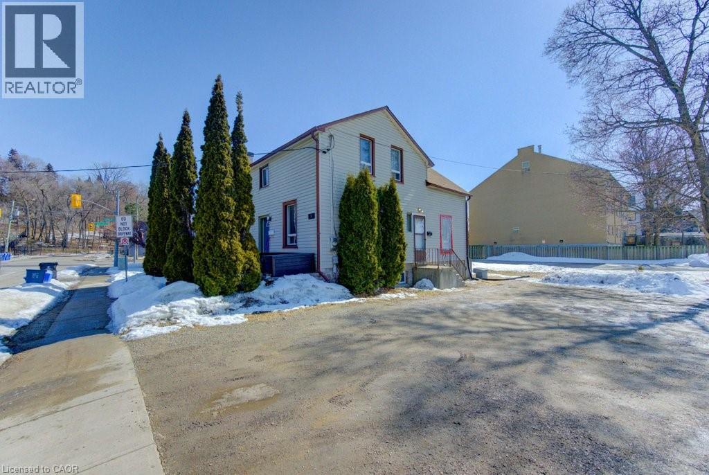 11 Simcoe Street, Cambridge, Ontario  N1R 1N7 - Photo 3 - 40809507