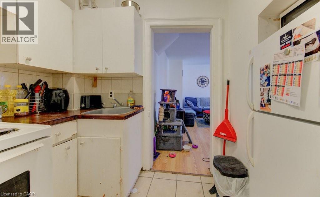 11 Simcoe Street, Cambridge, Ontario  N1R 1N7 - Photo 16 - 40809507