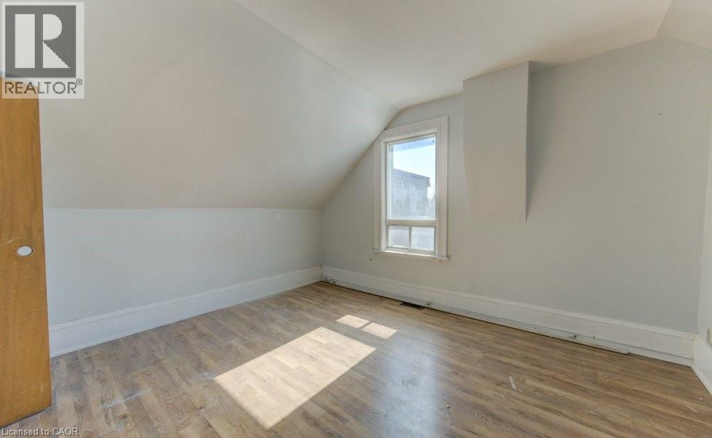 11 Simcoe Street, Cambridge, Ontario  N1R 1N7 - Photo 19 - 40809507