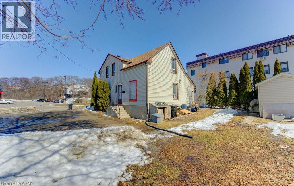 11 Simcoe Street, Cambridge, Ontario  N1R 1N7 - Photo 10 - 40809507