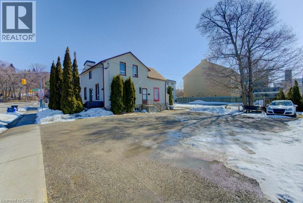 11 Simcoe Street, Cambridge, Ontario  N1R 1N7 - Photo 7 - 40809507