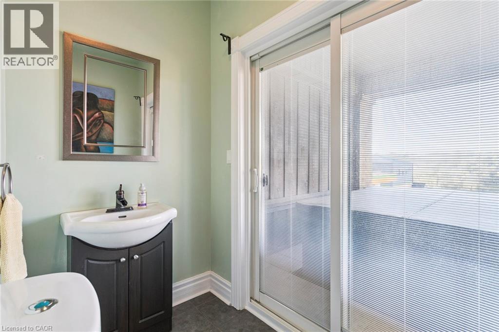 132 Queen Street W, Cambridge, Ontario  N3C 1G3 - Photo 33 - 40809992