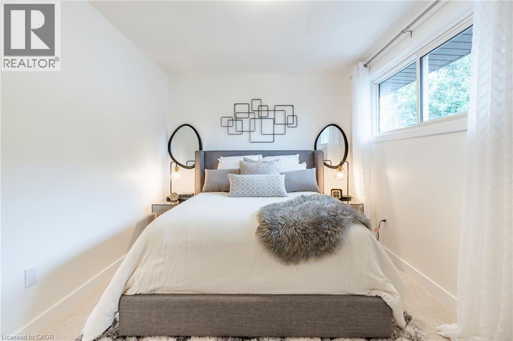 22 Woodman Drive N, Hamilton, Ontario  L8H 2M5 - Photo 1 - 40810126