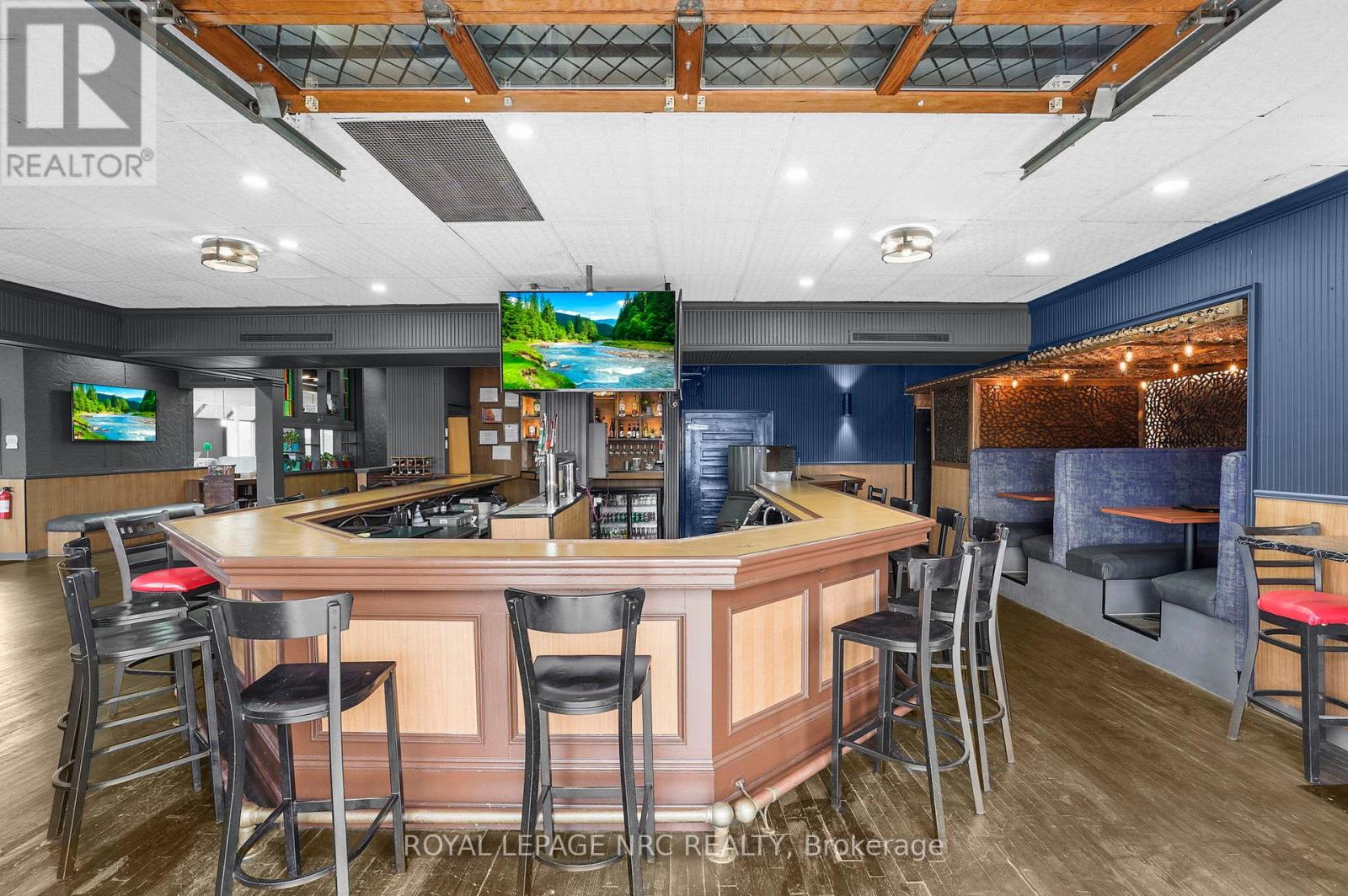 312 Lake Street, St. Catharines, Ontario  L2N 4H4 - Photo 5 - X12853170