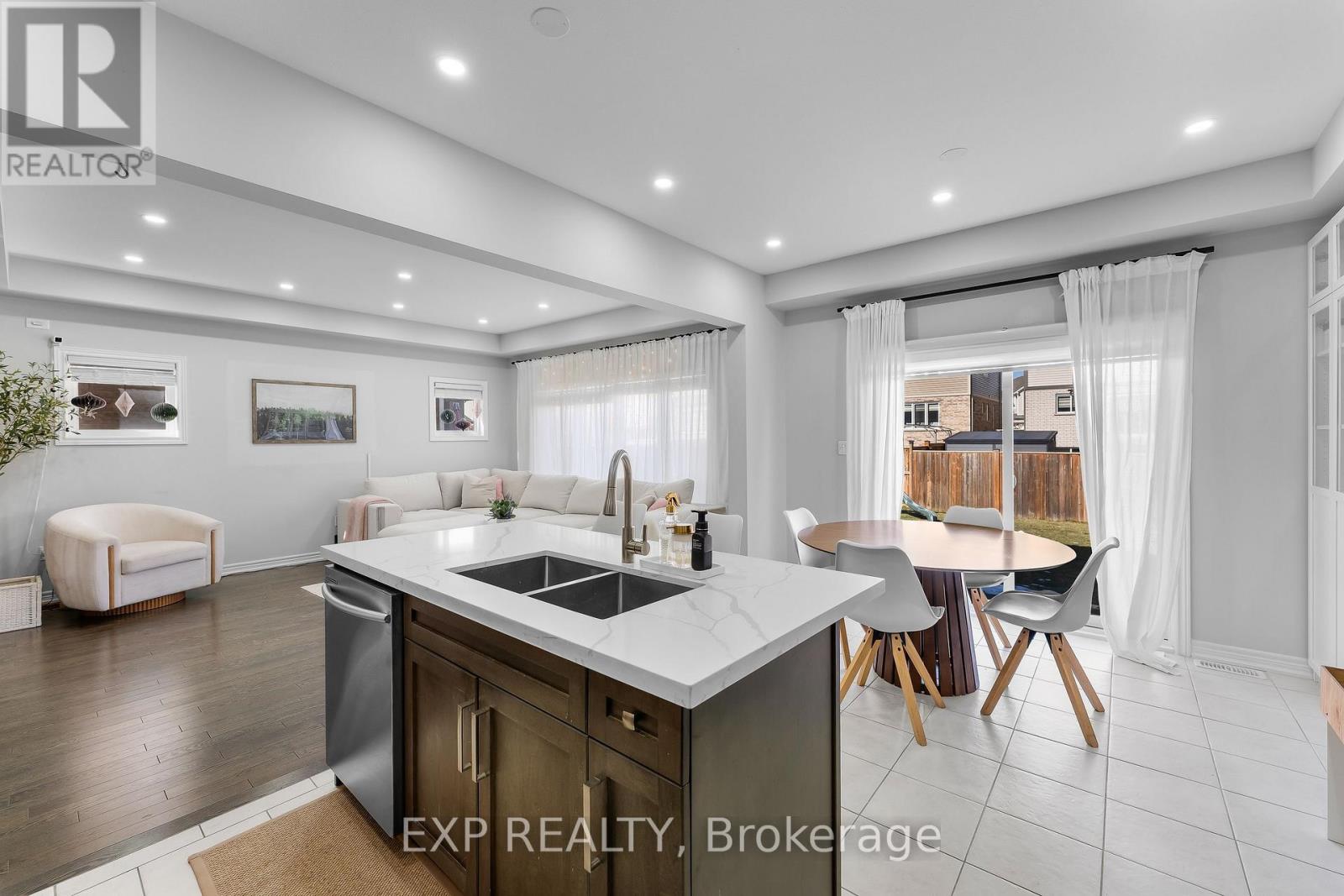 9 Marissa Street, Pelham (Fonthill), Ontario  L3B 5N5 - Photo 13 - X12853222