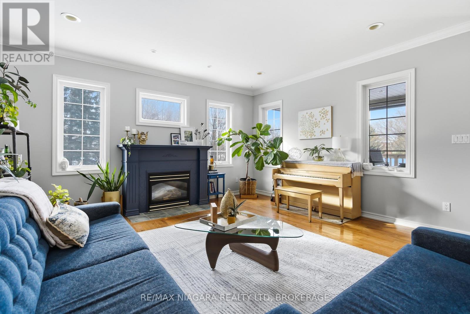 7770 Cameron Court, Niagara Falls, Ontario  L2H 3G9 - Photo 7 - X12853224