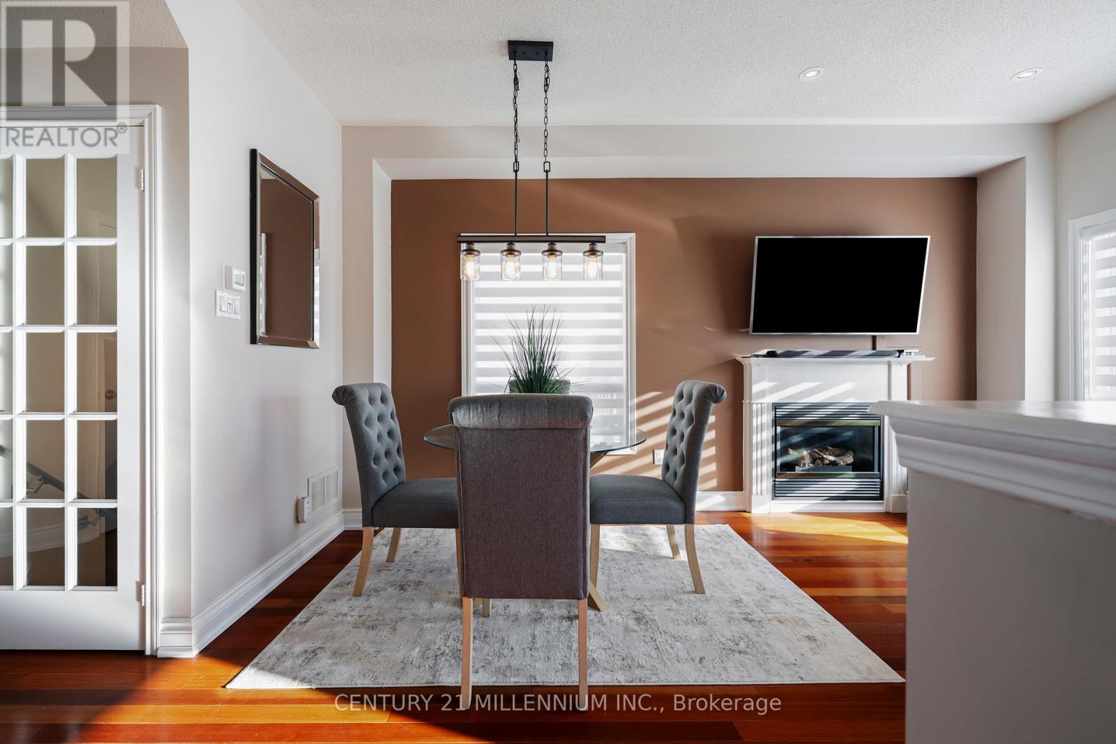 42 Rubysilver Drive, Brampton, Ontario  L6P 1P9 - Photo 9 - W12813650