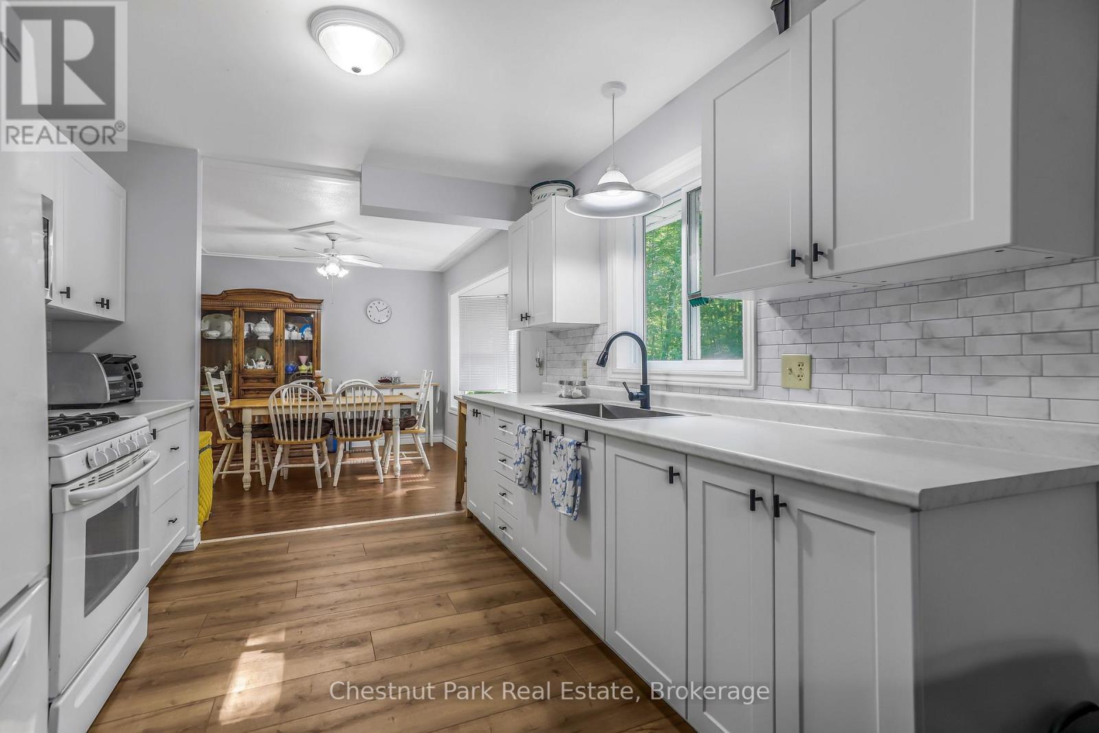 89 Tammys Cove Road, Northern Bruce Peninsula, Ontario  N0H 1Z0 - Photo 22 - X12853142