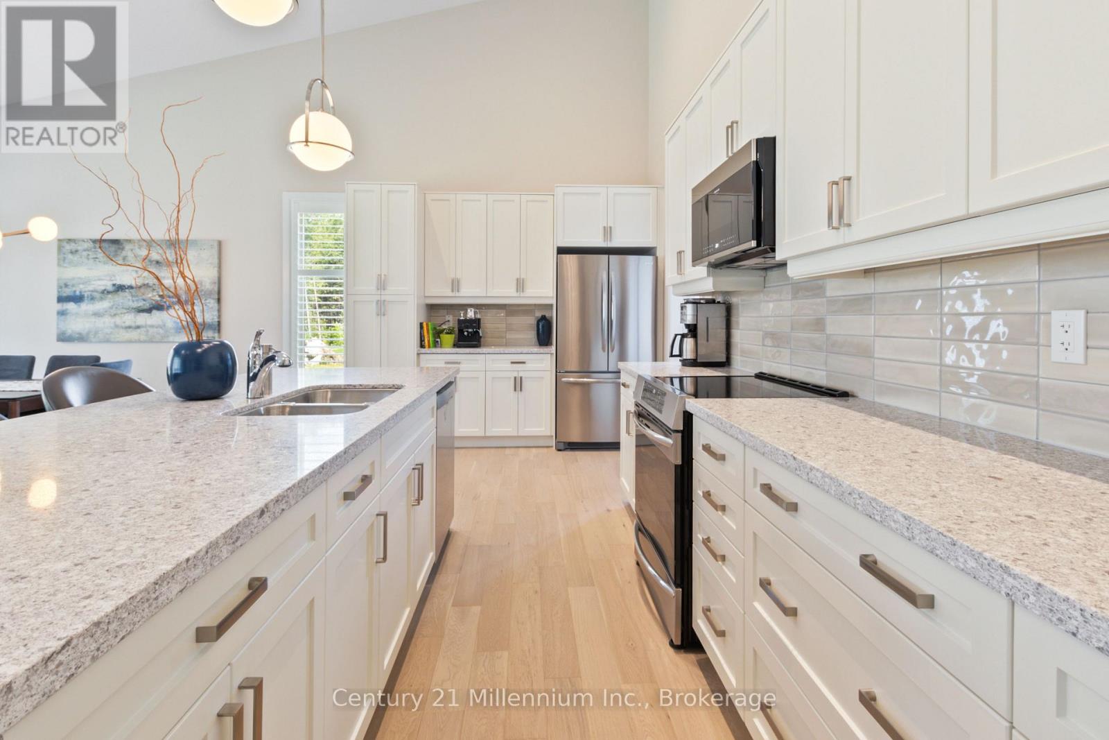 113 Tekiah Road, Blue Mountains, Ontario  N0H 1J0 - Photo 12 - X12853194