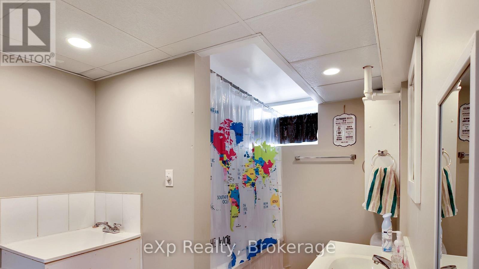 408 Mcnab Street, Brockton, Ontario  N0G 2V0 - Photo 26 - X12853216