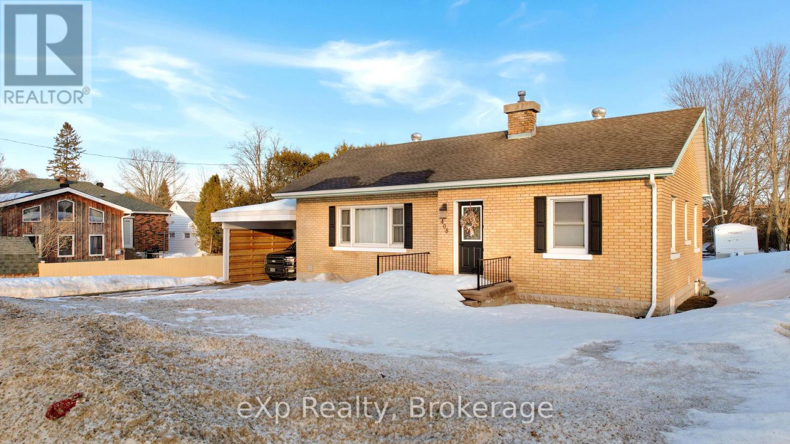 408 Mcnab Street, Brockton, Ontario  N0G 2V0 - Photo 3 - X12853216
