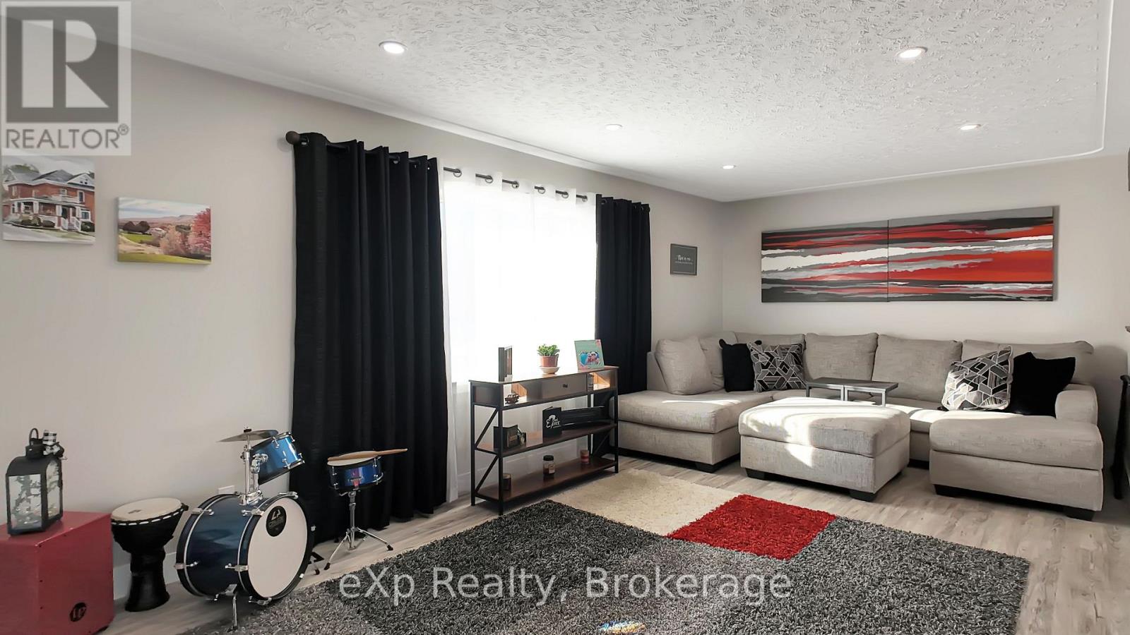 408 Mcnab Street, Brockton, Ontario  N0G 2V0 - Photo 6 - X12853216