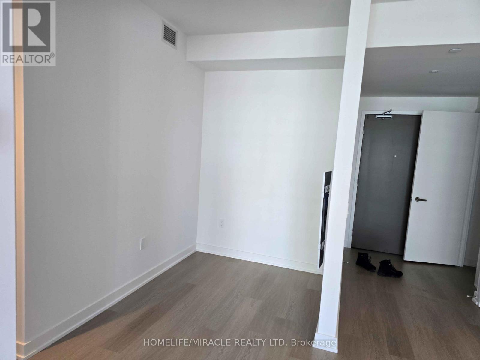 2606 - 448 Burnhamthorpe Road, Mississauga, Ontario  L5B 4M6 - Photo 9 - W12852448