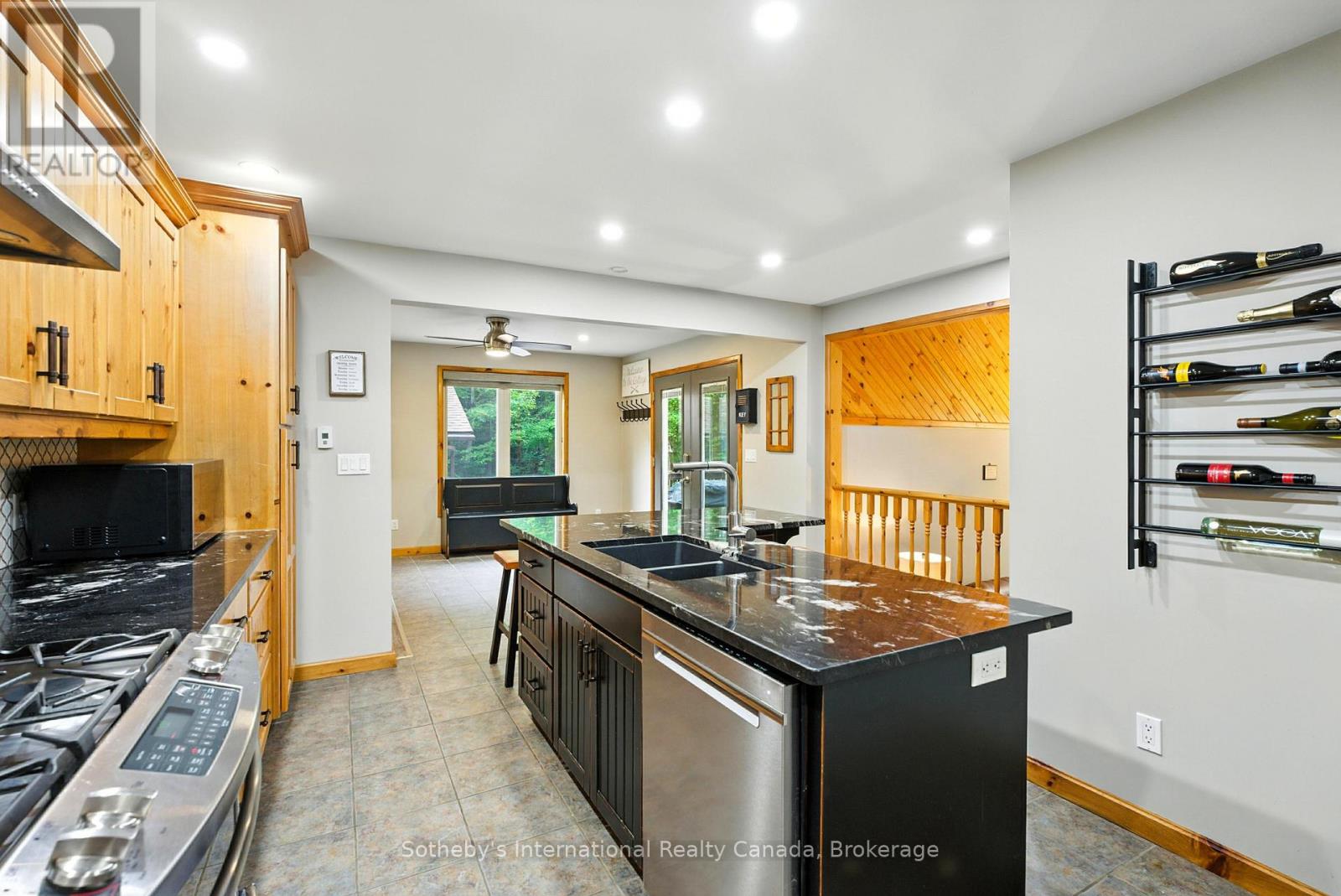 775 Rosskopf Road, Magnetawan, Ontario  P0A 1C0 - Photo 12 - X12853290