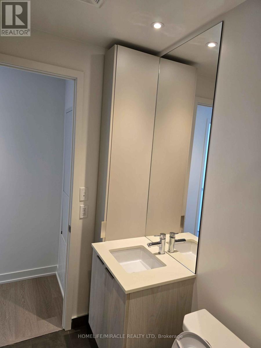 2606 - 448 Burnhamthorpe Road, Mississauga, Ontario  L5B 4M6 - Photo 15 - W12852448