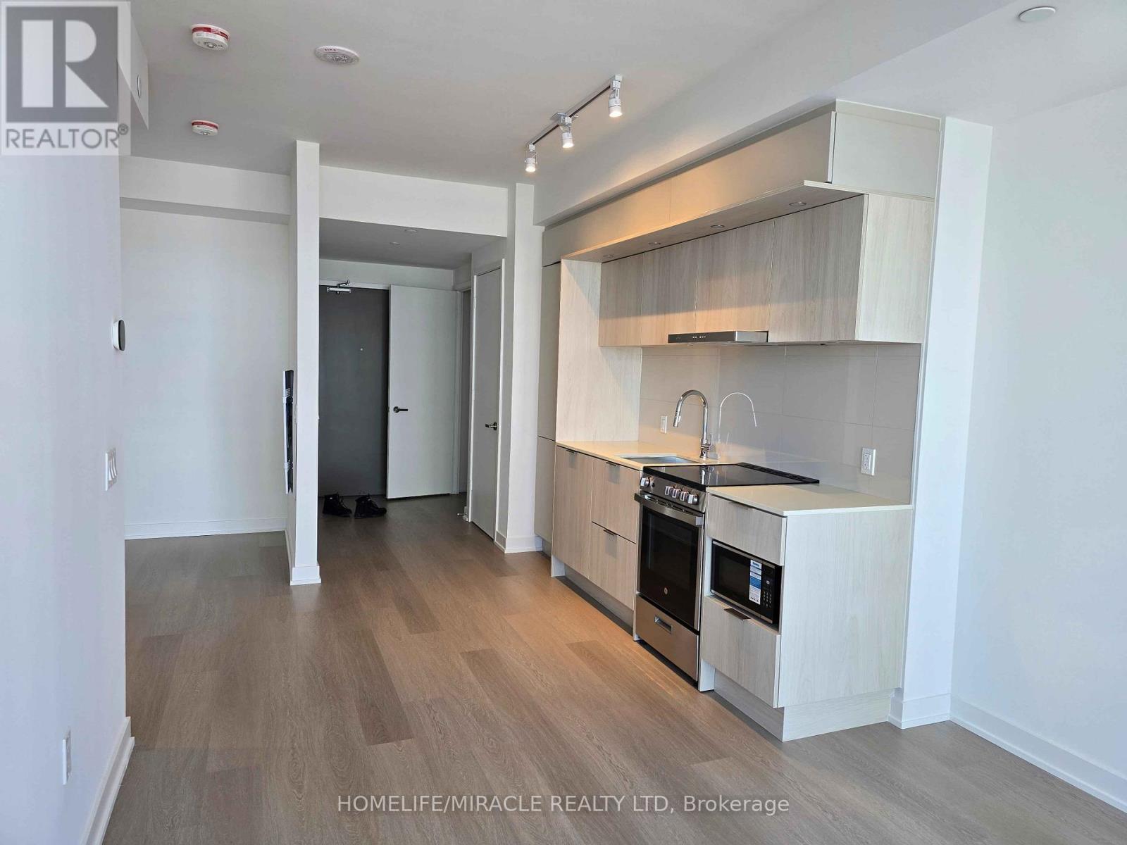 2606 - 448 Burnhamthorpe Road, Mississauga, Ontario  L5B 4M6 - Photo 7 - W12852448