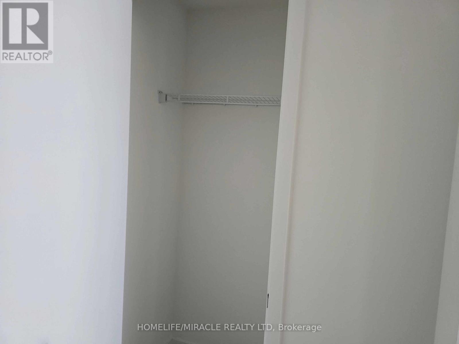 2606 - 448 Burnhamthorpe Road, Mississauga, Ontario  L5B 4M6 - Photo 10 - W12852448