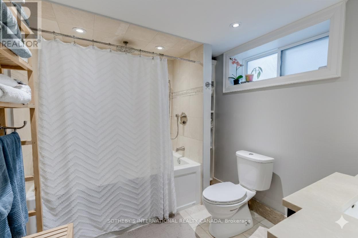 412 Wellesley Street E, Toronto, Ontario  M4X 1H6 - Photo 16 - C12853178