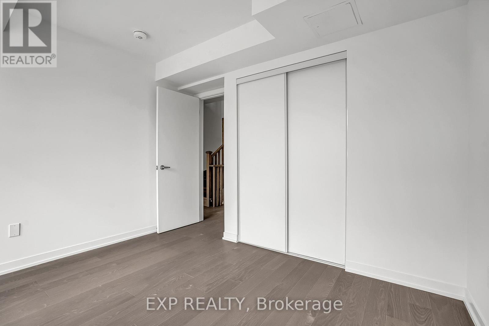 76 Turtle Island Road, Toronto (Englemount-Lawrence), Ontario  M6A 0G2 - Photo 21 - C12853192