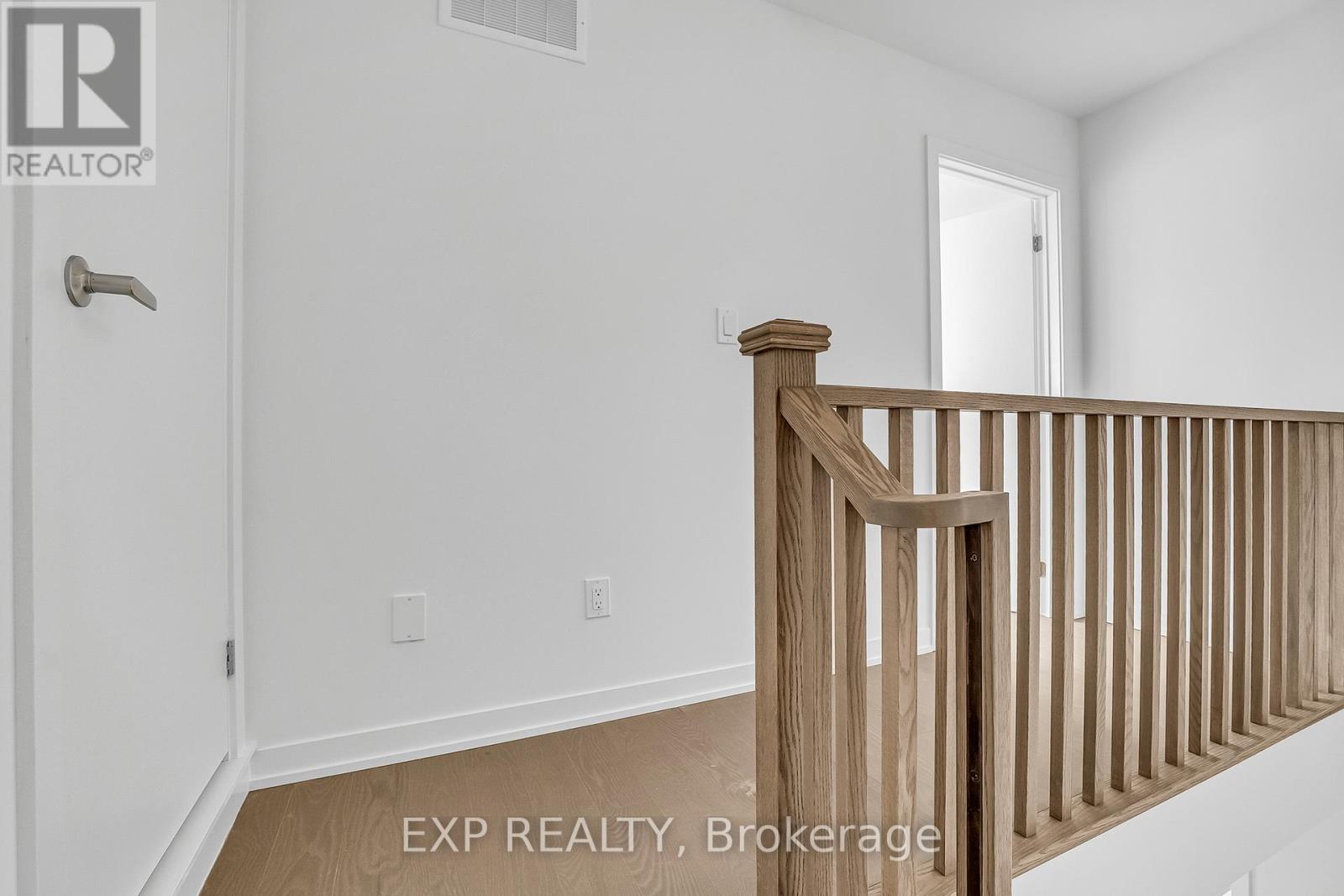 76 Turtle Island Road, Toronto (Englemount-Lawrence), Ontario  M6A 0G2 - Photo 28 - C12853192