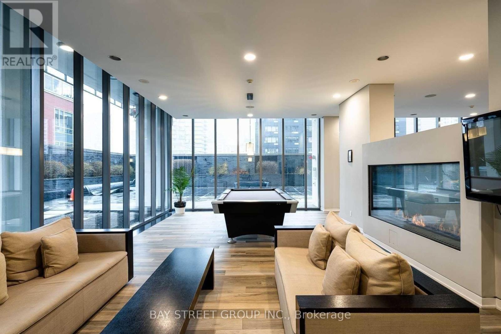 4401 - 33 Charles Street E, Toronto, Ontario  M4Y 0A2 - Photo 16 - C12853252