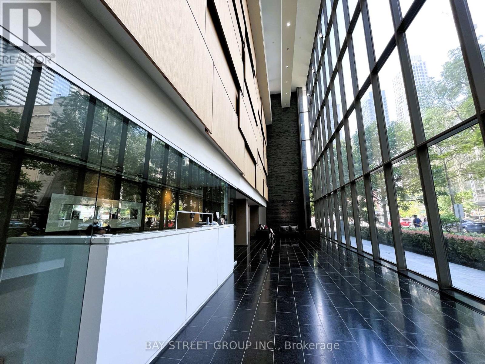 4401 - 33 Charles Street E, Toronto, Ontario  M4Y 0A2 - Photo 3 - C12853252