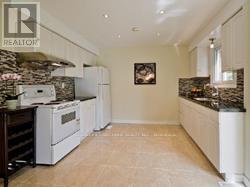 43 Mcnicoll Avenue, Toronto (Hillcrest Village), Ontario  M2H 2B1 - Photo 5 - C12853282