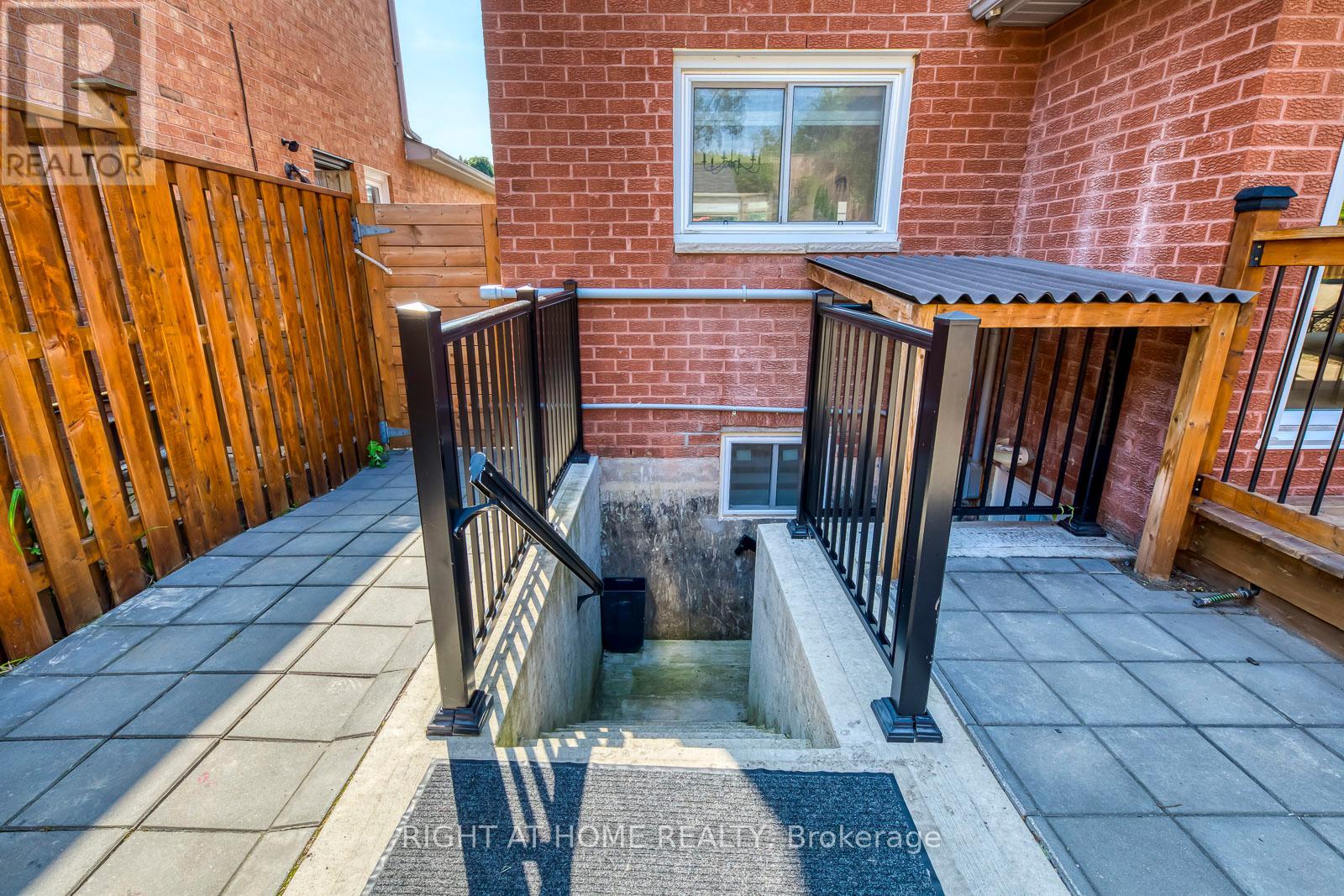 4230 Credit Pointe Drive, Mississauga, Ontario  L5M 3K2 - Photo 43 - W12674406