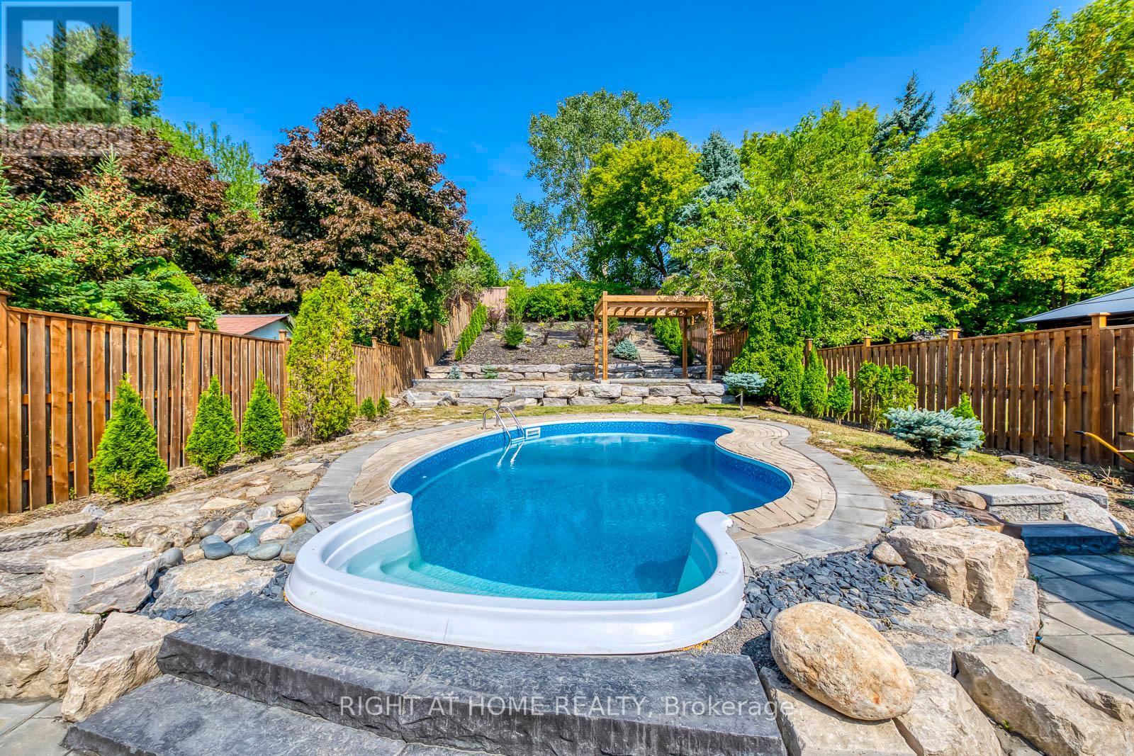 4230 Credit Pointe Drive, Mississauga, Ontario  L5M 3K2 - Photo 46 - W12674406