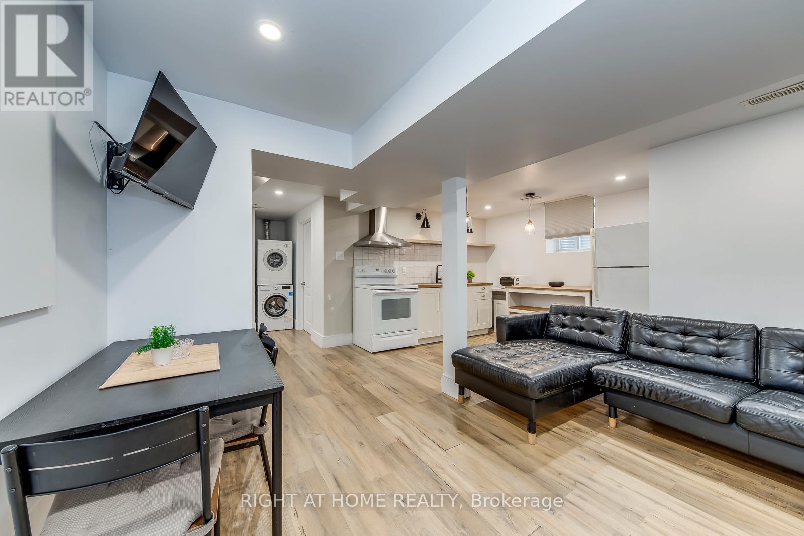 4230 Credit Pointe Drive, Mississauga, Ontario  L5M 3K2 - Photo 34 - W12674406