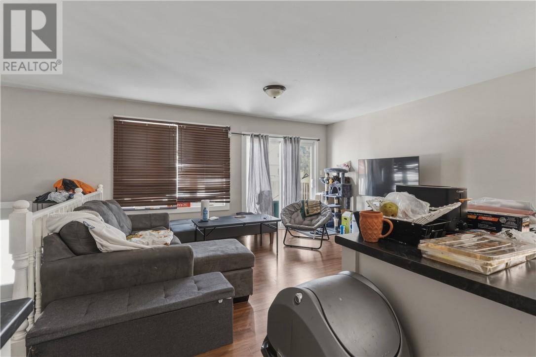 339 Bessie Avenue, Sudbury, Ontario  P3C 4H6 - Photo 4 - 2126674