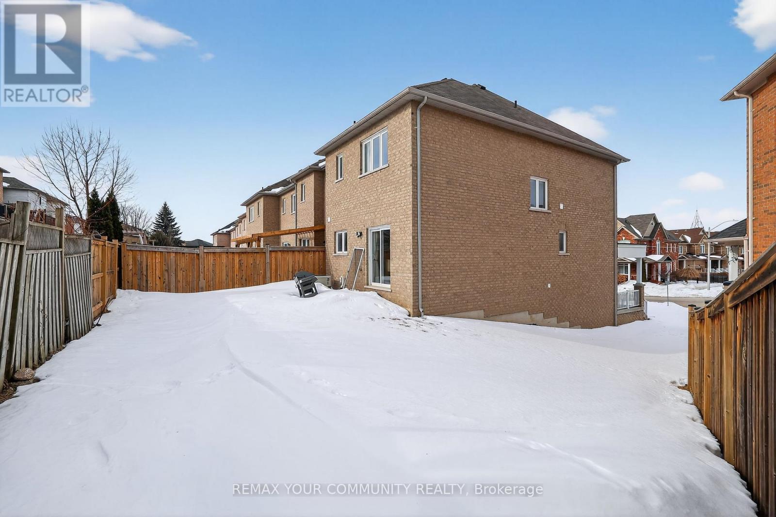 49 Matthewson Avenue, Bradford West Gwillimbury (Bradford), Ontario  L3Z 0P3 - Photo 37 - N12853208