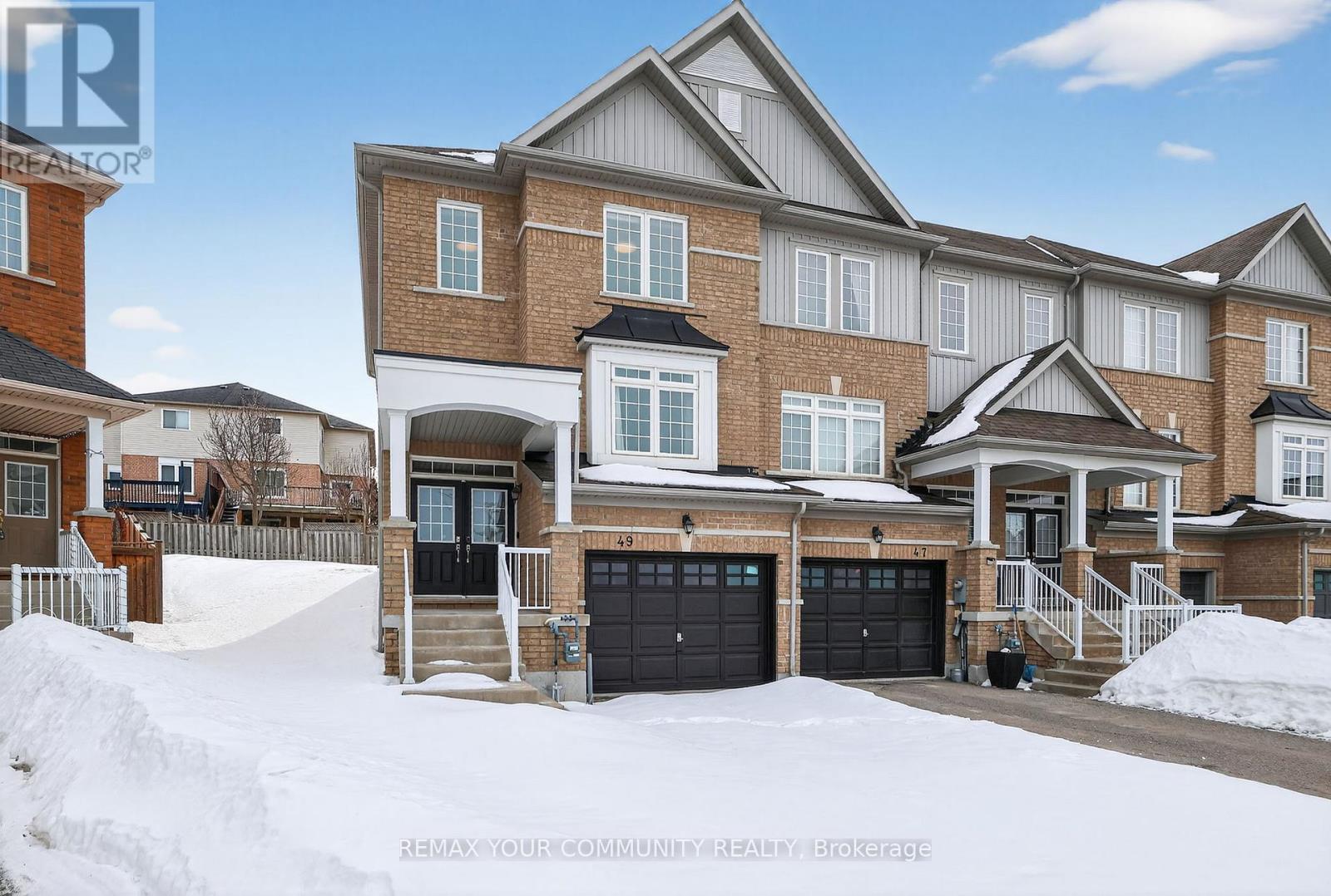 49 Matthewson Avenue, Bradford West Gwillimbury (Bradford), Ontario  L3Z 0P3 - Photo 9 - N12853208