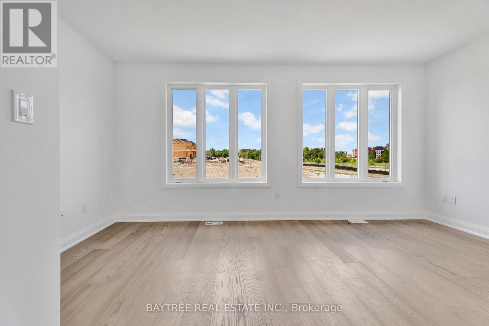 37 Lally Terrace, Barrie, Ontario  L9J 0Y2 - Photo 10 - S12853152